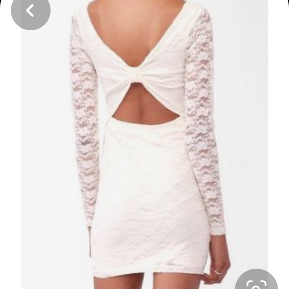 Open Back Bow Twist Lace Full Sleeve Cream Dress